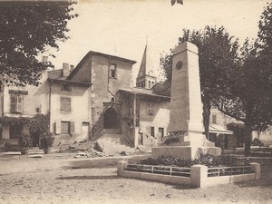 Ancienne place et monument aux morts de Genay - 1922
